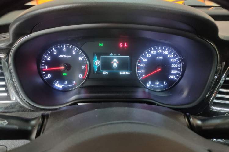 Used Kia K4 2014 1.8L Automatic DLX Instrument Cluster