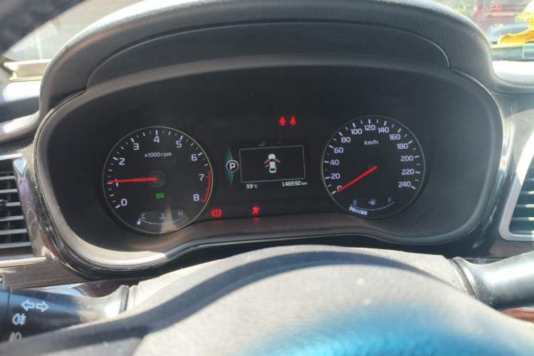 Used Kia K4 2014 1.8L Automatic DLX Instrument Cluster