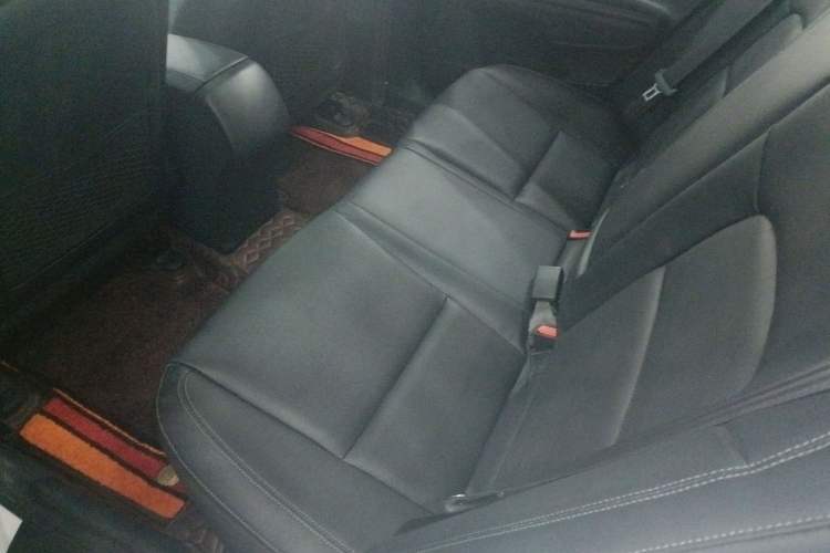 Used Kia K4 2014 1.8L Automatic GLS Interior 1