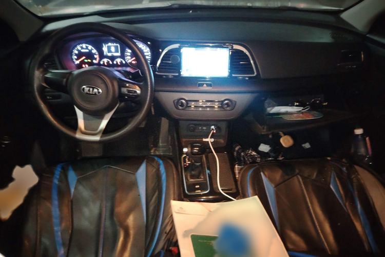 Used Kia K4 2014 1.8L Automatic GL Interior 2