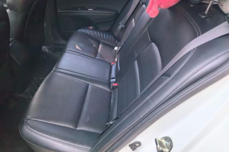 Used Kia K4 2014 1.8L Automatic GLS Interior 4