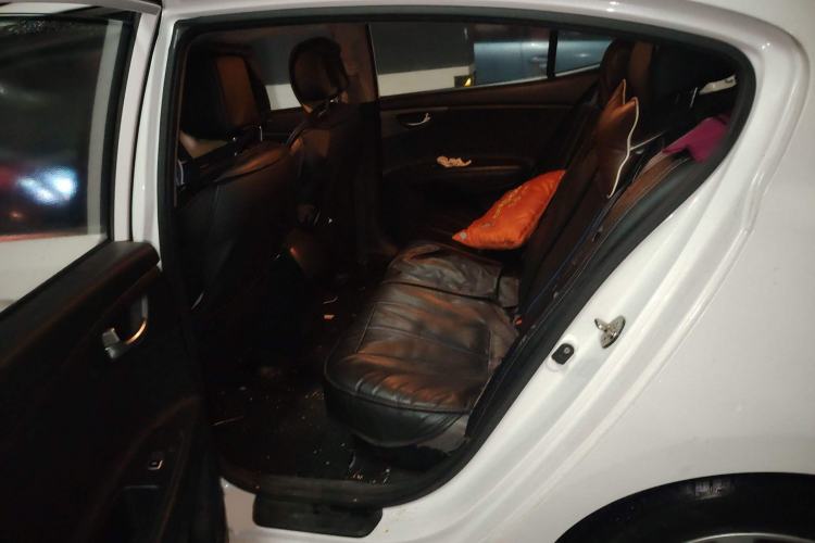 Used Kia K4 2014 1.8L Automatic GL Interior 4
