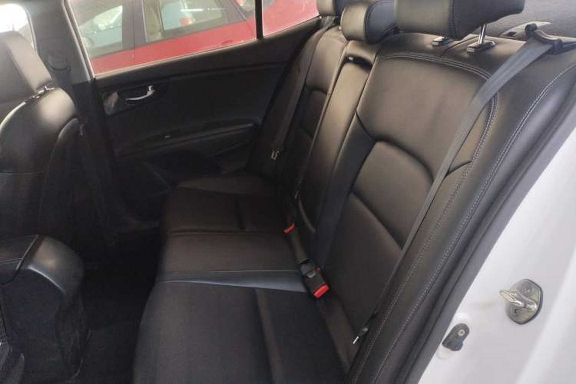 Used Kia K4 2014 1.8L Automatic GLS Interior 4