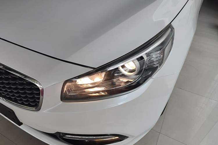 Used Kia K4 2014 1.8L Automatic GLS Left Front Headlight