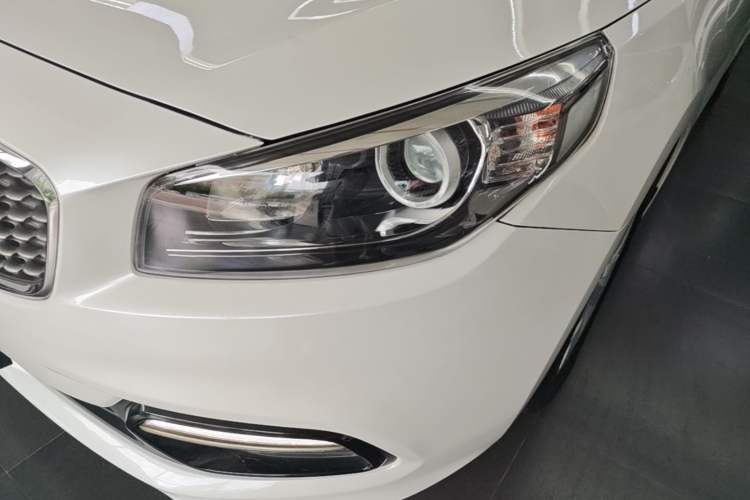 Used Kia K4 2014 1.8L Automatic GLS Left Front Headlight