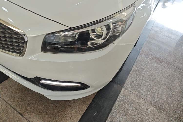 Used Kia K4 2014 1.8L Automatic GLS Left Front Headlight