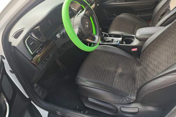 Used Kia K4 2014 1.8L Automatic GLS Left Front Seat