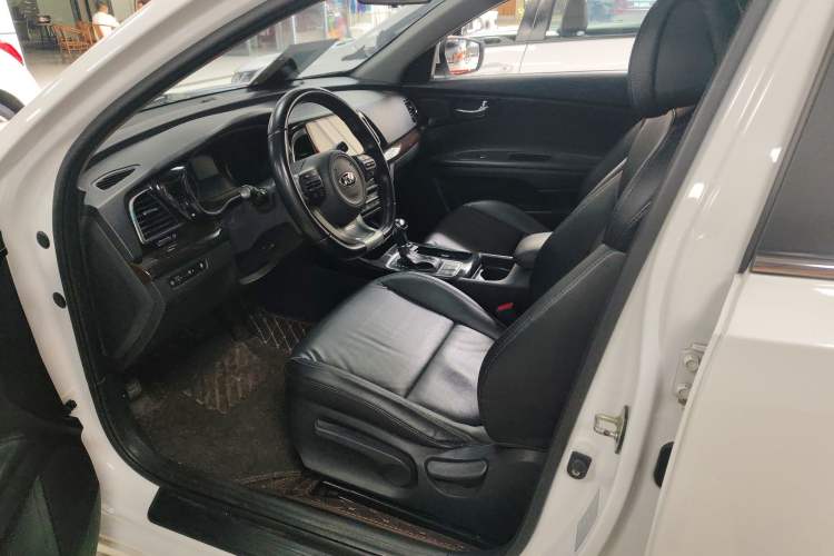 Used Kia K4 2014 1.6T Automatic Turbo Left Front Seat