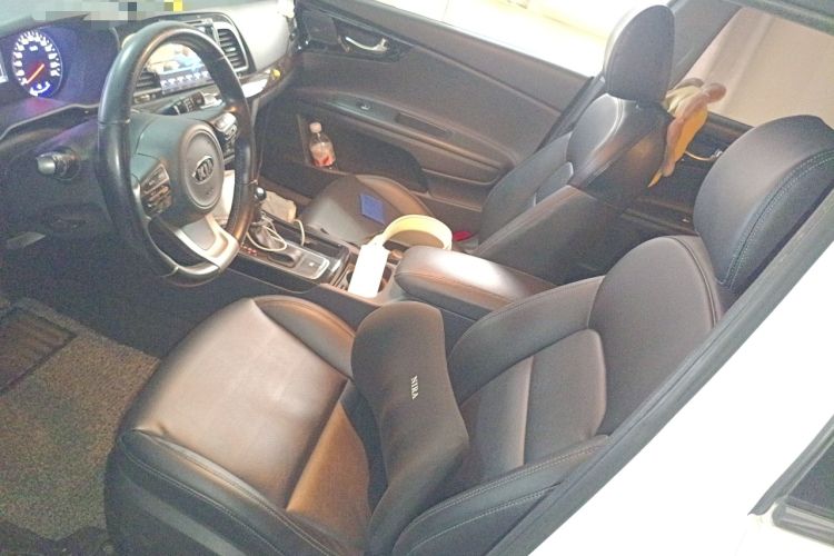 Used Kia K4 2014 1.8L Automatic DLX Left Front Seat