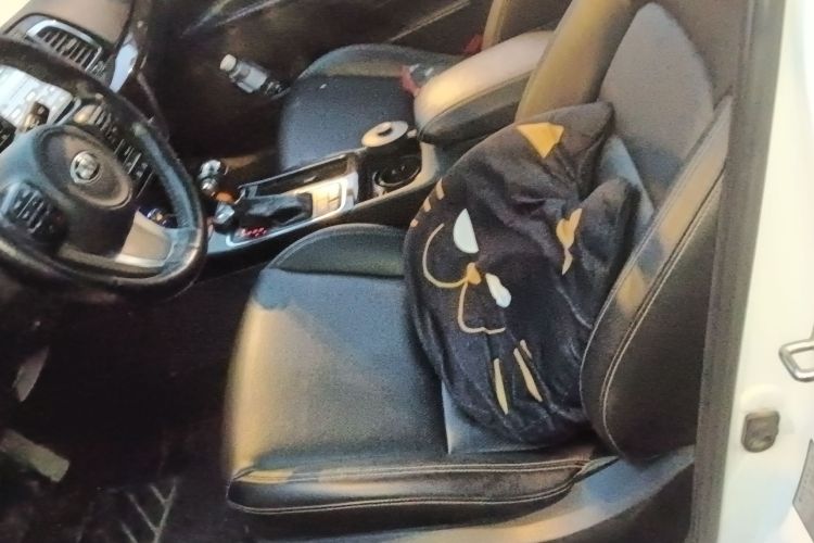 Used Kia K4 2014 1.8L Automatic LUX Left Front Seat
