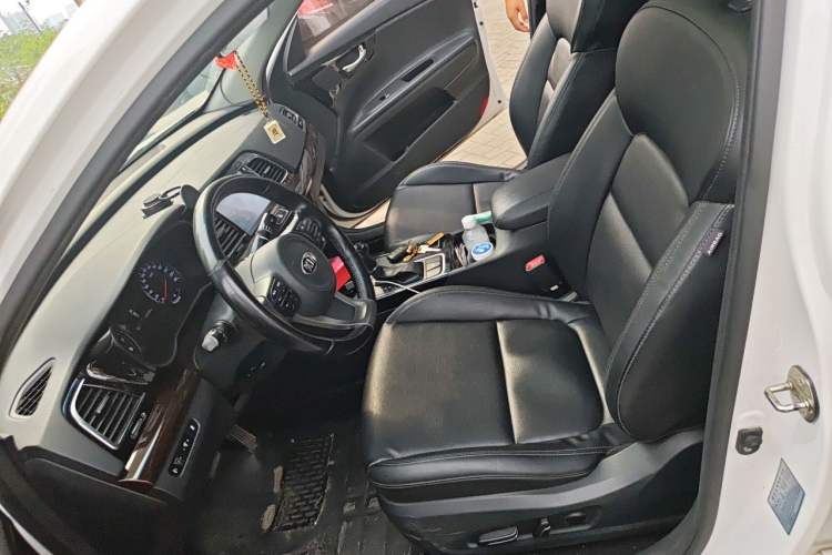 Used Kia K4 2014 1.8L Automatic DLX Left Front Seat