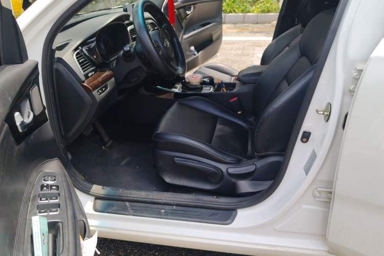 Used Kia K4 2014 1.8L Automatic GLS Left Front Seat