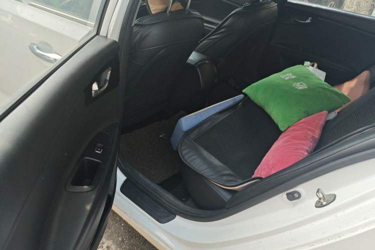 Used Kia K4 2014 1.8L Automatic GLS Left Rear Seat