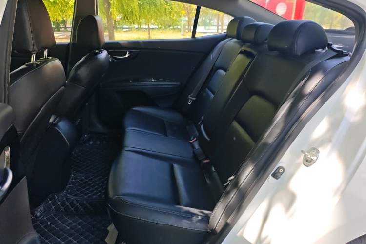 Used Kia K4 2014 1.8L Automatic GLS Left Rear Seat