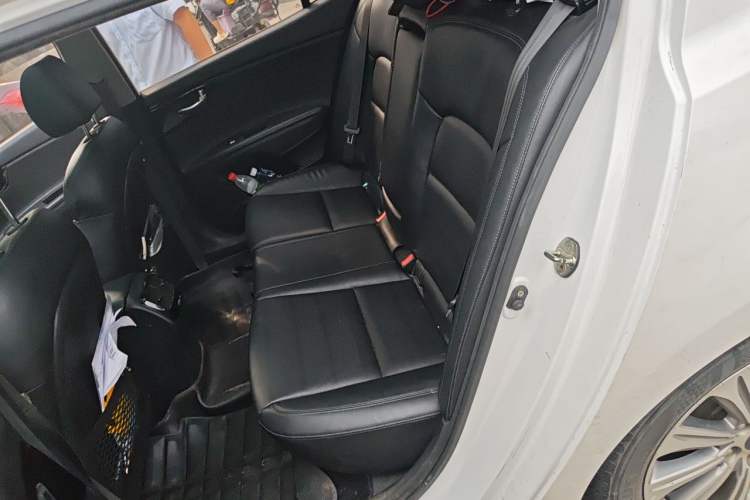 Used Kia K4 2014 1.8L Automatic DLX Left Rear Seat
