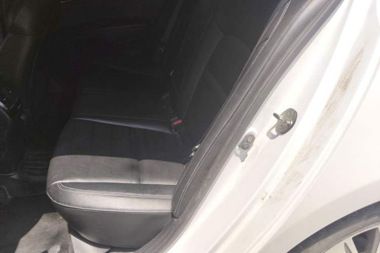 Used Kia K4 2014 1.8L Automatic DLX Left Rear Seat
