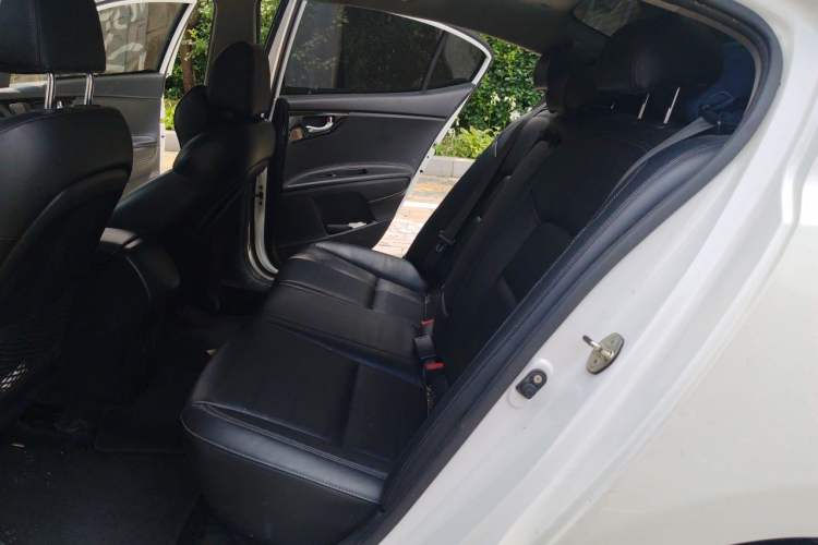 Used Kia K4 2014 1.8L Automatic GLS Left Rear Seat