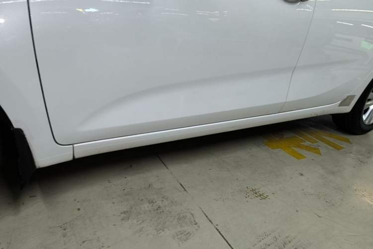 Used Kia K4 2014 1.8L Automatic GLS Left Side Sill