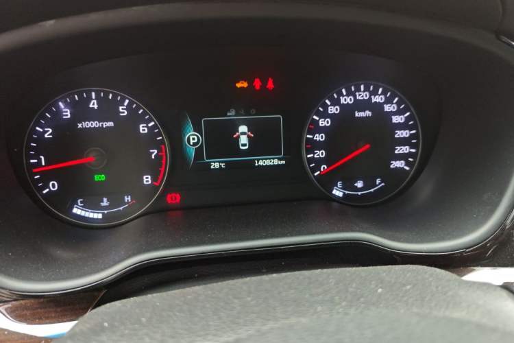 Used Kia K4 2014 1.8L Automatic DLX Odometer Close Up