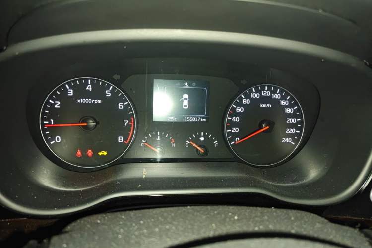 Used Kia K4 2014 1.8L Automatic GLS Odometer Close Up