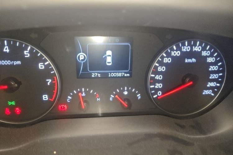 Used Kia K4 2014 1.6T Automatic Turbo Odometer Close Up