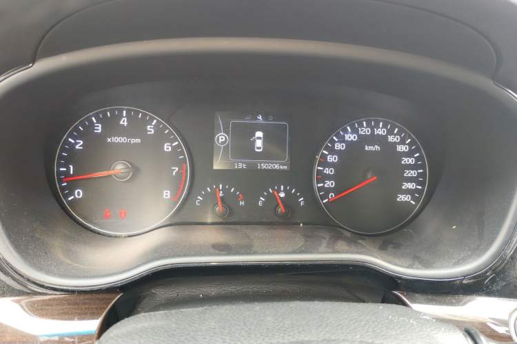 Used Kia K4 2014 1.6T Automatic Turbo Odometer Close Up