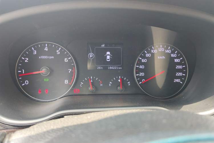 Used Kia K4 2014 1.8L Automatic GLS Odometer Close Up