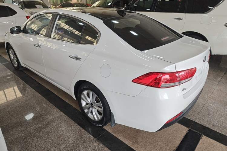 Used Kia K4 2014 1.8L Automatic GLS Rear Left 45 Deg