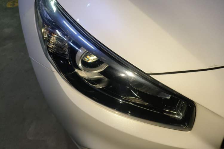 Used Kia K4 2014 1.6T Automatic Turbo Right Front Headlight