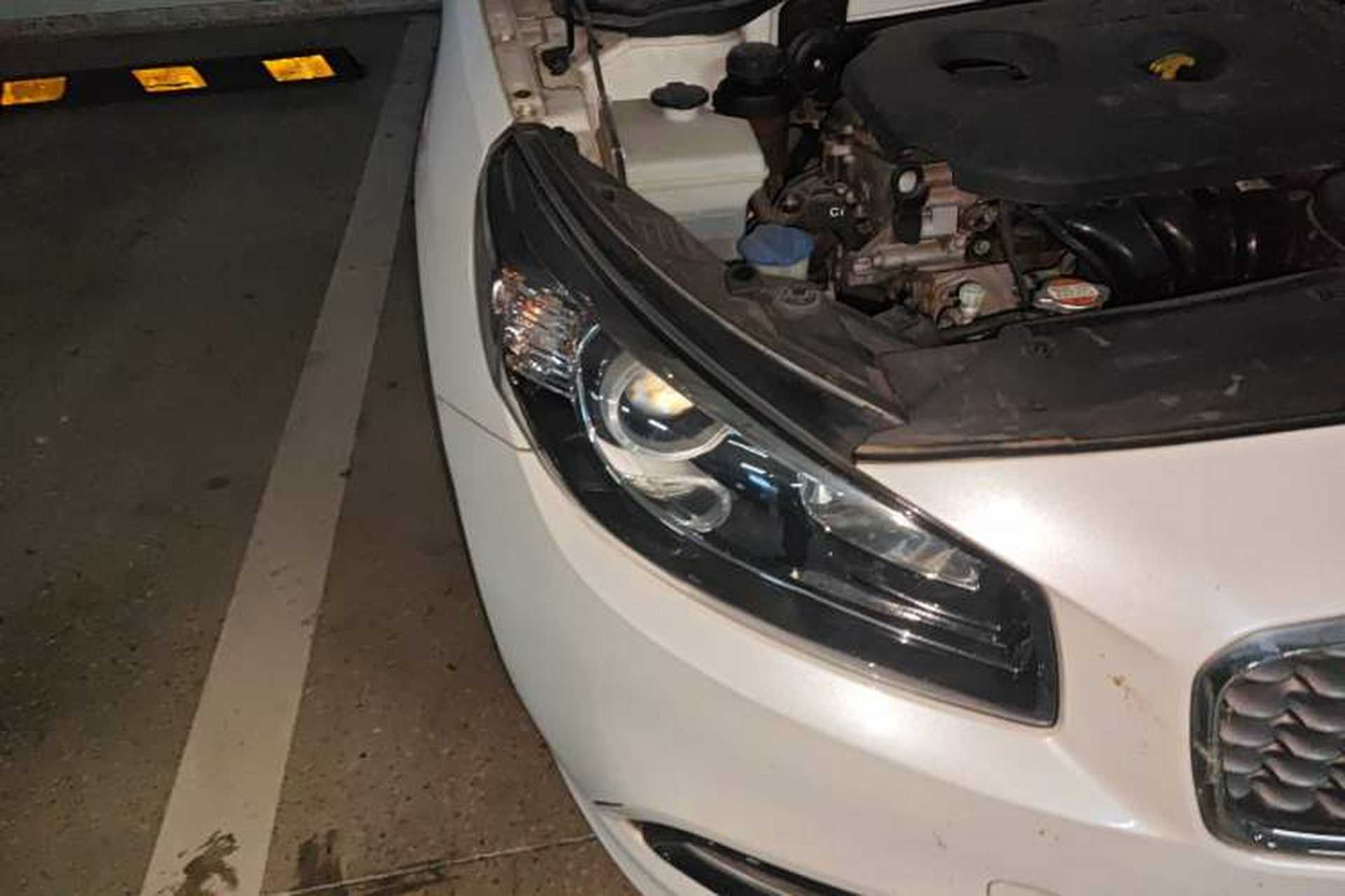 Used Kia K4 2014 1.8L Automatic GLS Right Front Headlight