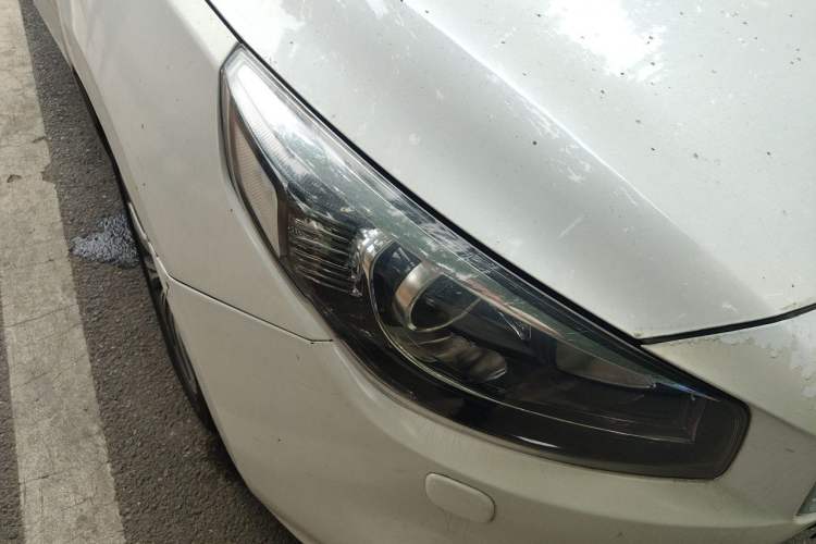 Used Kia K4 2014 1.8L Automatic LUX Right Front Headlight
