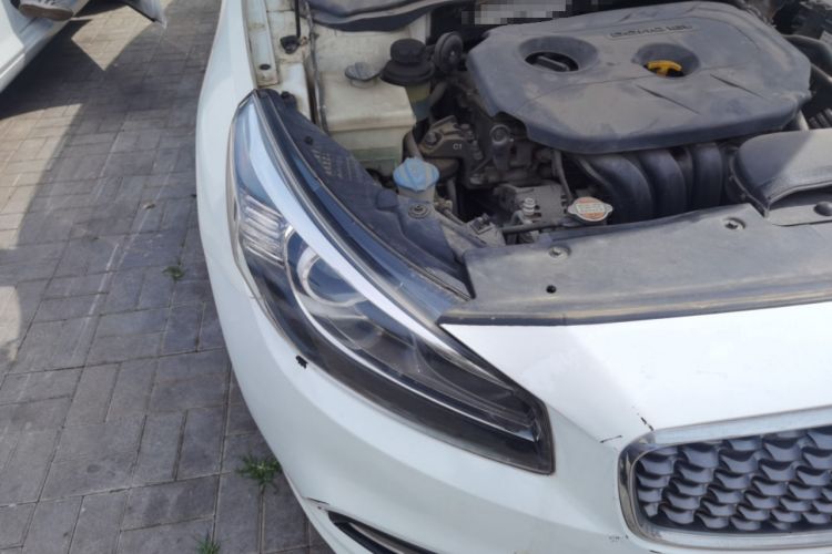Used Kia K4 2014 1.8L Automatic GLS Right Front Headlight