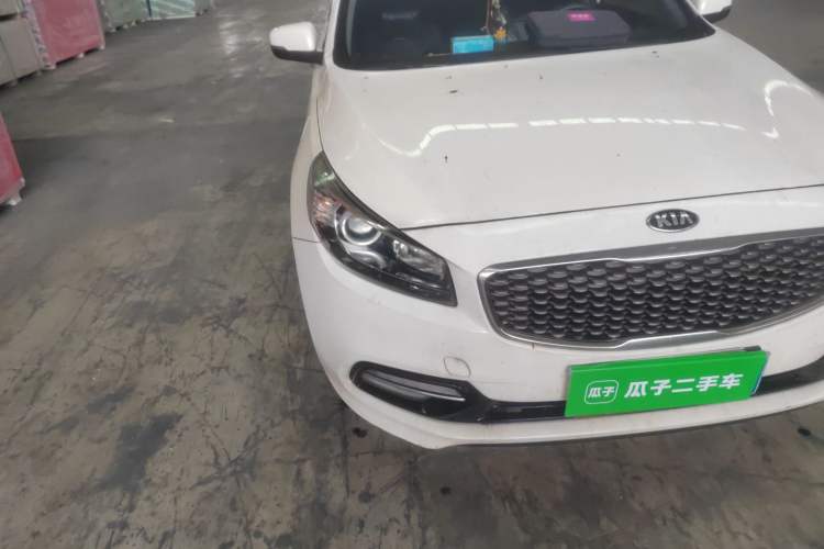Used Kia K4 2014 1.8L Automatic GLS Right Front Headlight