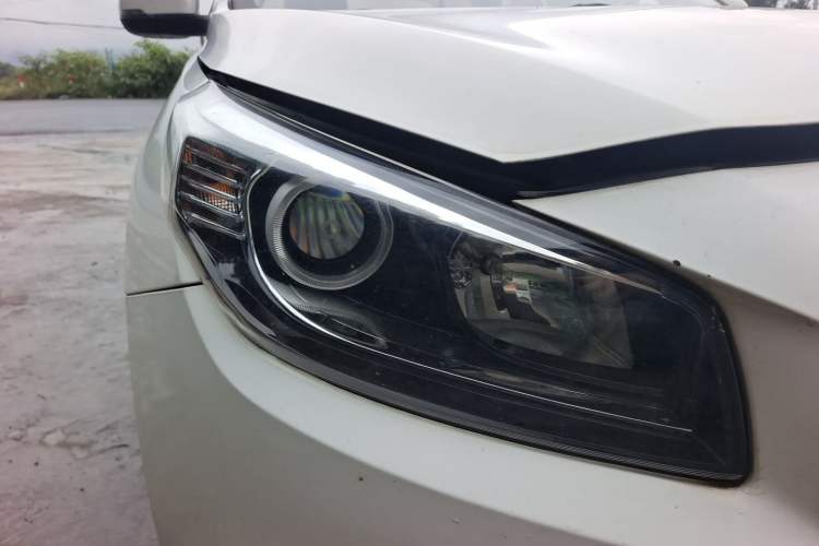 Used Kia K4 2014 1.6T Automatic Turbo Right Front Headlight