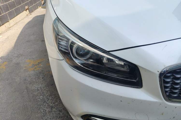Used Kia K4 2014 1.8L Automatic GLS Right Front Headlight