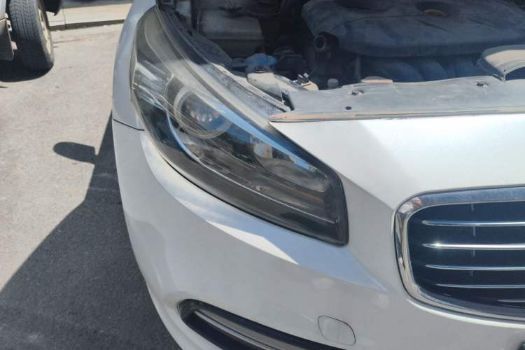 Used Kia K4 2014 1.8L Automatic DLX Right Front Headlight