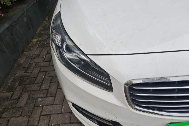 Used Kia K4 2014 1.8L Automatic DLX Right Front Headlight
