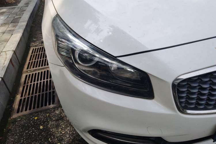 Used Kia K4 2014 1.8L Automatic GLS Right Front Headlight