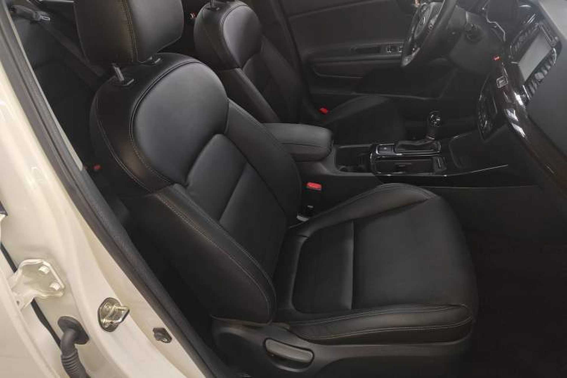 Used Kia K4 2014 1.8L Automatic GLS Right Front Seat