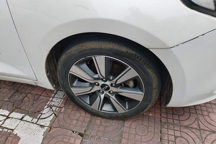 Used Kia K4 2014 1.6T Automatic Turbo Right Front Wheel Hub