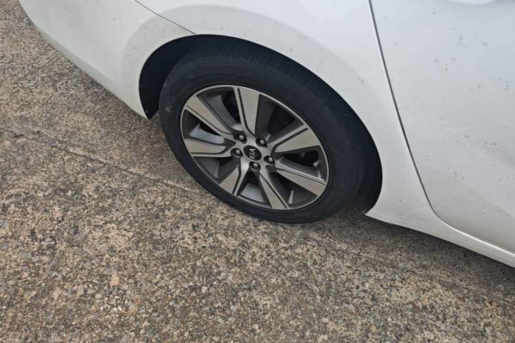 Used Kia K4 2014 1.6T Automatic Turbo Right Rear Wheel Hub