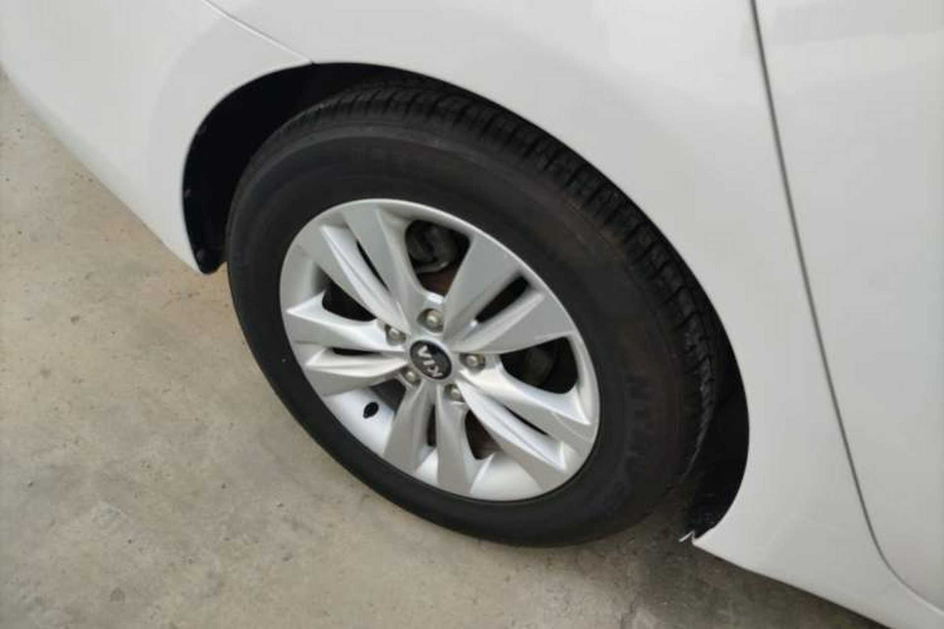Used Kia K4 2014 1.8L Manual GL Right Rear Wheel Hub