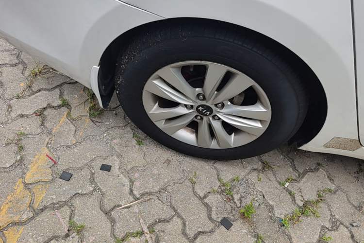 Used Kia K4 2014 1.8L Manual GL Right Rear Wheel Hub