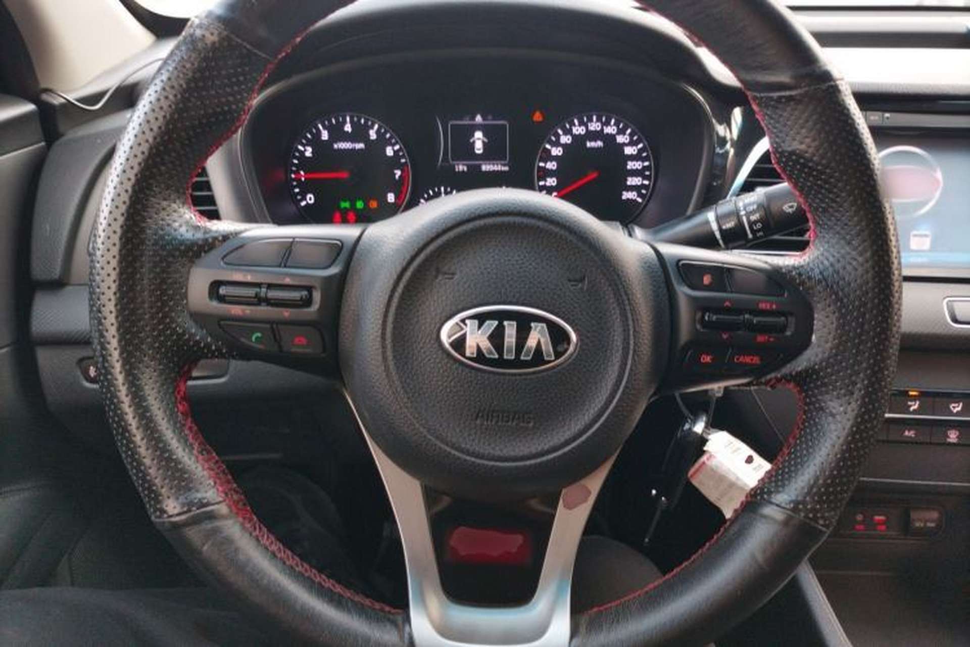 Used Kia K4 2014 1.8L Manual GL Steering Wheel