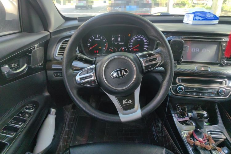 Used Kia K4 2014 1.8L Automatic GLS Steering Wheel