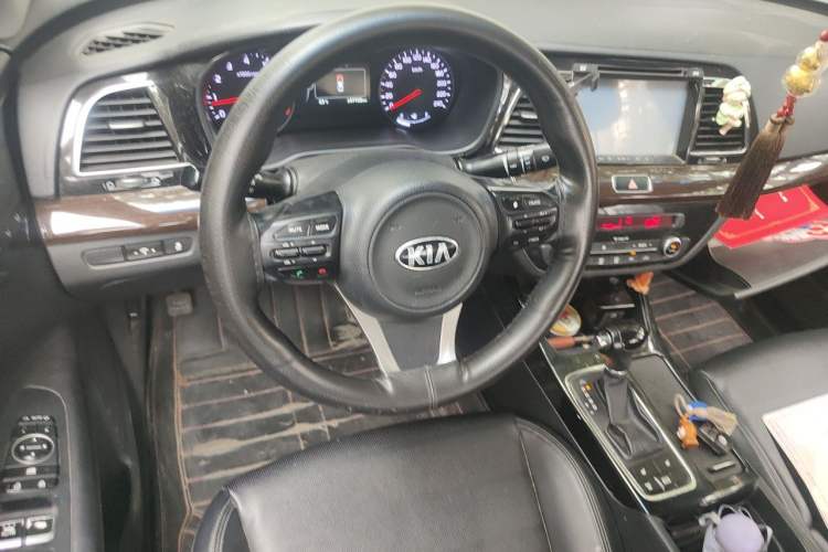 Used Kia K4 2014 1.8L Automatic LUX Steering Wheel