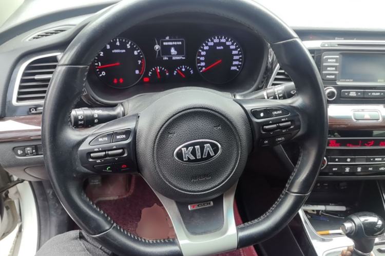 Used Kia K4 2014 1.6T Automatic Turbo Steering Wheel