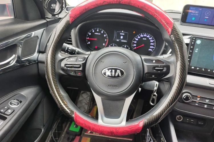 Used Kia K4 2014 1.8L Manual GL Steering Wheel