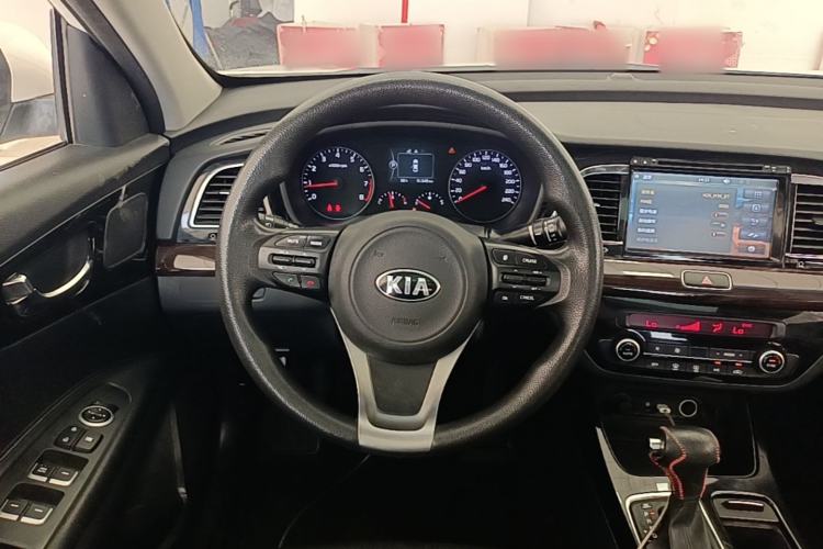 Used Kia K4 2014 1.8L Automatic GLS Steering Wheel