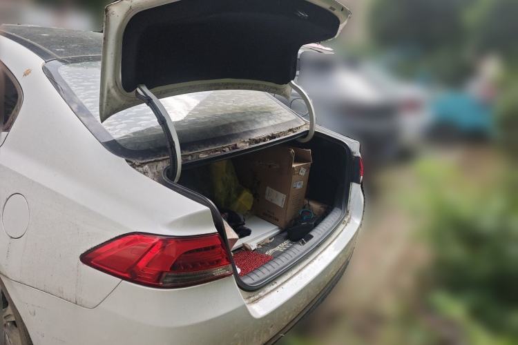Used Kia K4 2014 1.8L Automatic GLS Trunk